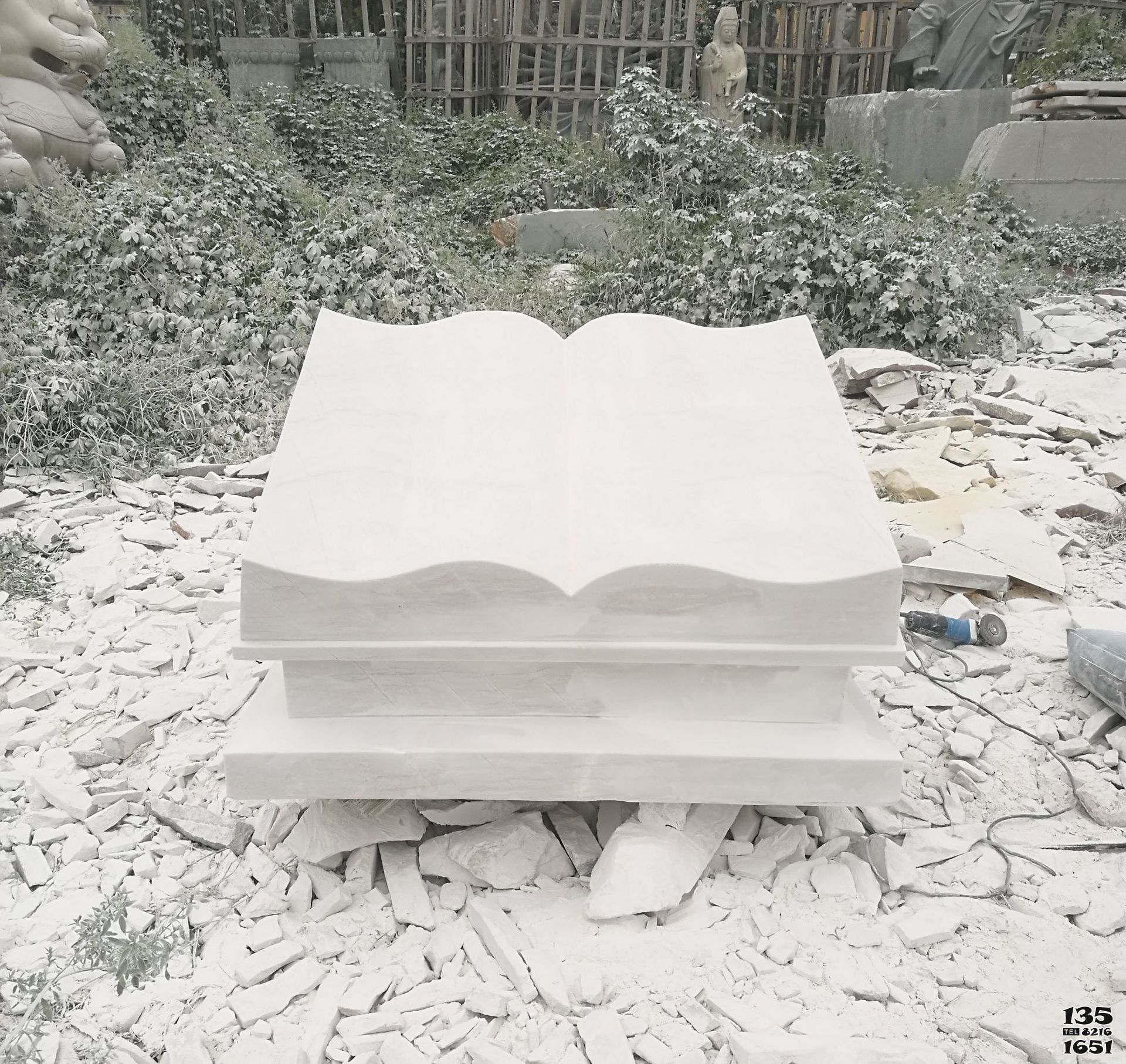 書雕塑-公園漢白玉創意書雕塑 書雕塑-公園漢白玉創意書雕塑高清圖片