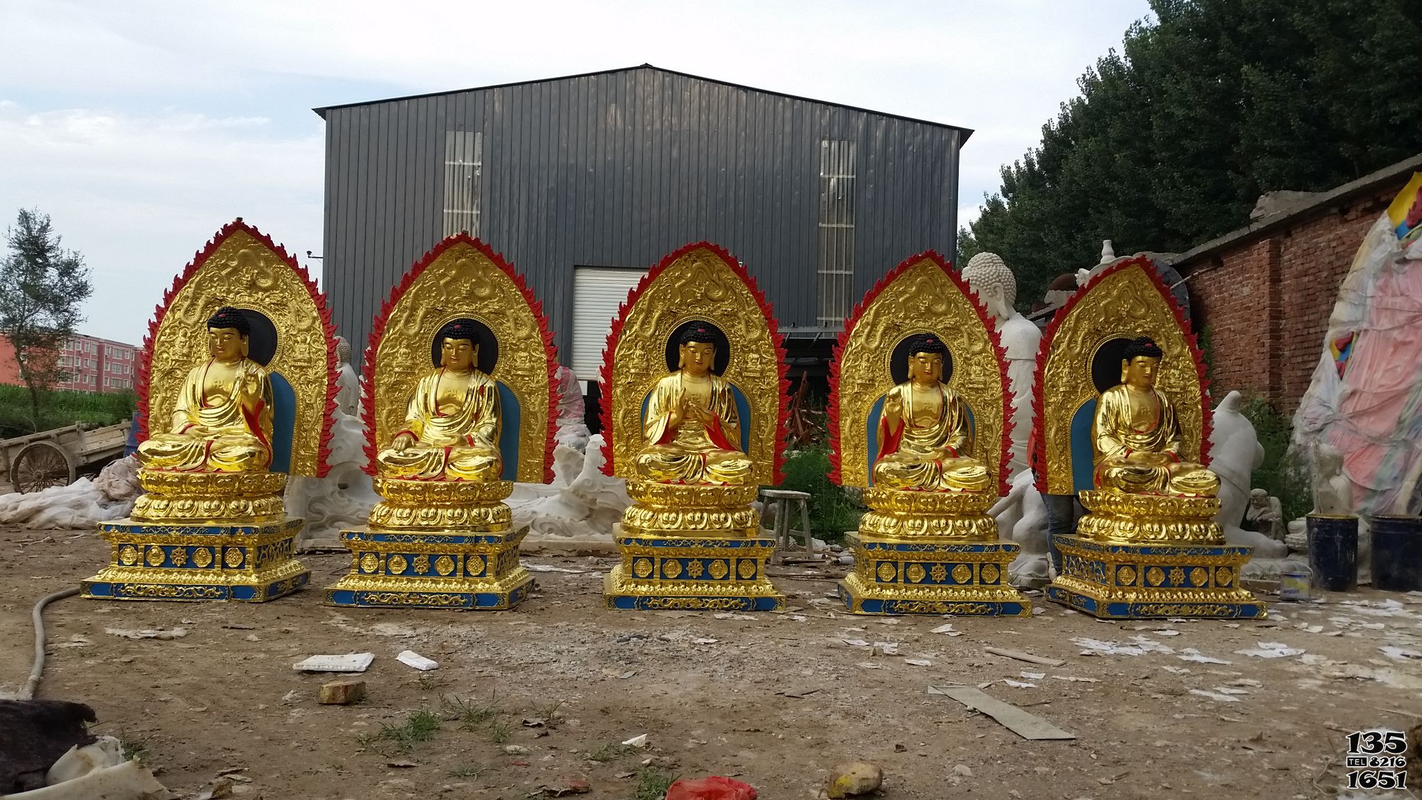 五方佛雕塑-大型人物景觀寺廟不銹鋼噴金鎏金五方佛雕塑 五方佛雕塑-大型人物景觀寺廟不銹鋼噴金鎏金五方佛雕塑