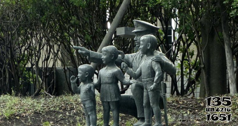 解放軍雕塑-公園銅雕小朋友和解放軍雕塑 解放軍雕塑-公園銅雕小朋友和解放軍雕塑