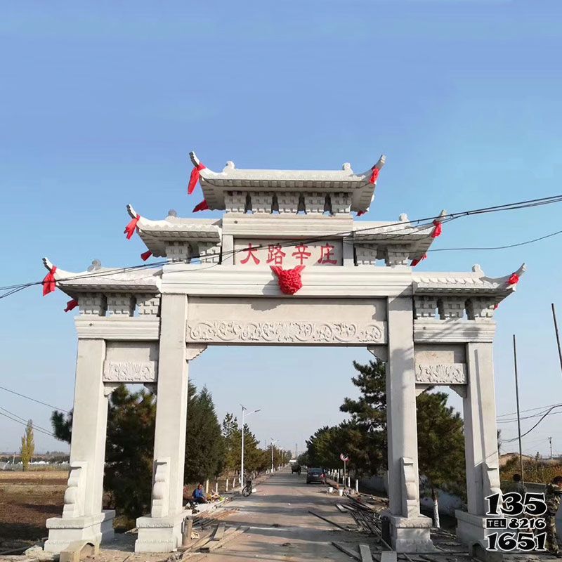 牌坊雕塑-大路辛莊村口擺放漢白玉石雕牌樓 牌坊雕塑-大路辛莊村口擺放漢白玉石雕牌樓