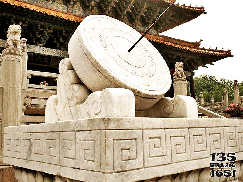 日晷雕塑-故宮創意大理石石雕赤道式計時器日晷雕塑 日晷雕塑-故宮創意大理石石雕赤道式計時器日晷雕塑高清圖片