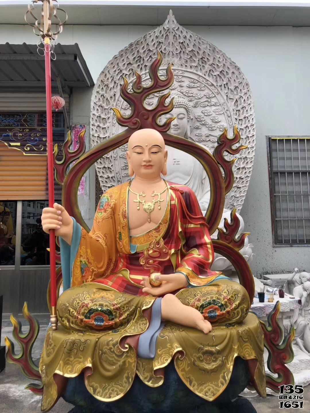 地藏王雕塑-戶外大型玻璃鋼彩繪佛像地藏王雕塑 地藏王雕塑-戶外大型玻璃鋼彩繪佛像地藏王雕塑高清圖片