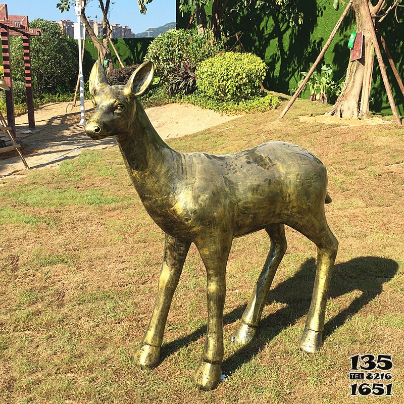 鹿雕塑-公園不銹鋼仿銅一只鹿雕塑 鹿雕塑-公園不銹鋼仿銅一只鹿雕塑高清圖片