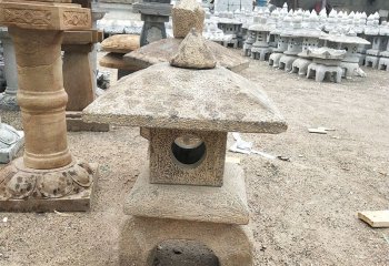 燈籠雕塑-寺院景觀仿古花崗巖石雕燈籠