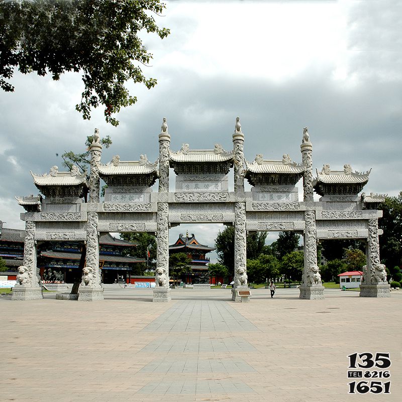 牌坊雕塑-景區大型五門浮雕柱石牌坊 牌坊雕塑-景區大型五門浮雕柱石牌坊高清圖片