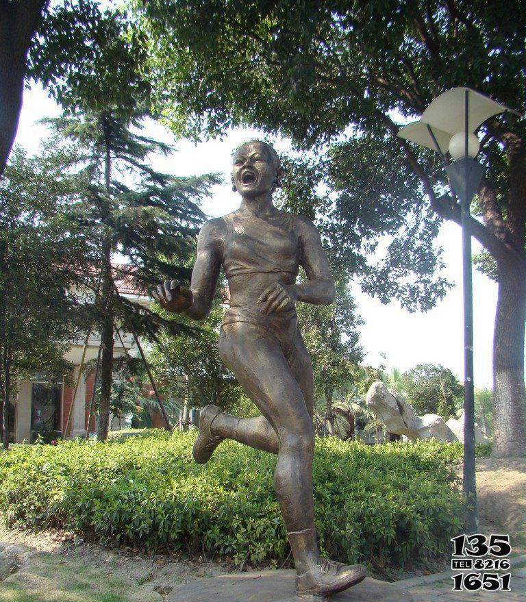 跑步雕塑-公園跑步的女人景觀鑄銅雕塑 跑步雕塑-公園跑步的女人景觀鑄銅雕塑高清圖片