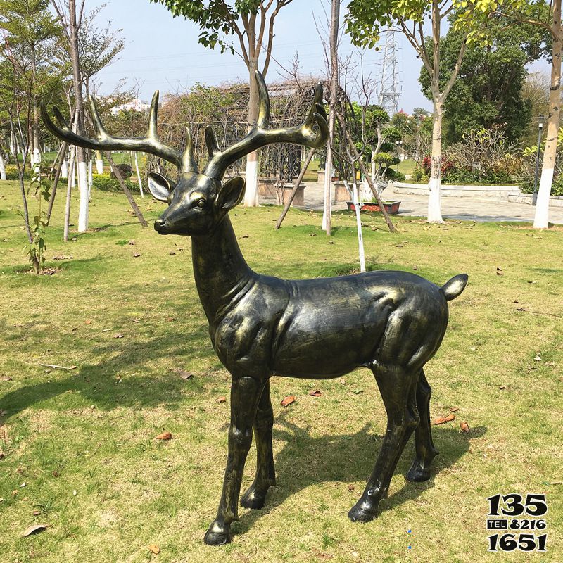 鹿雕塑-公園玻璃鋼大型仿真動物鹿雕塑 鹿雕塑-公園玻璃鋼大型仿真動物鹿雕塑高清圖片