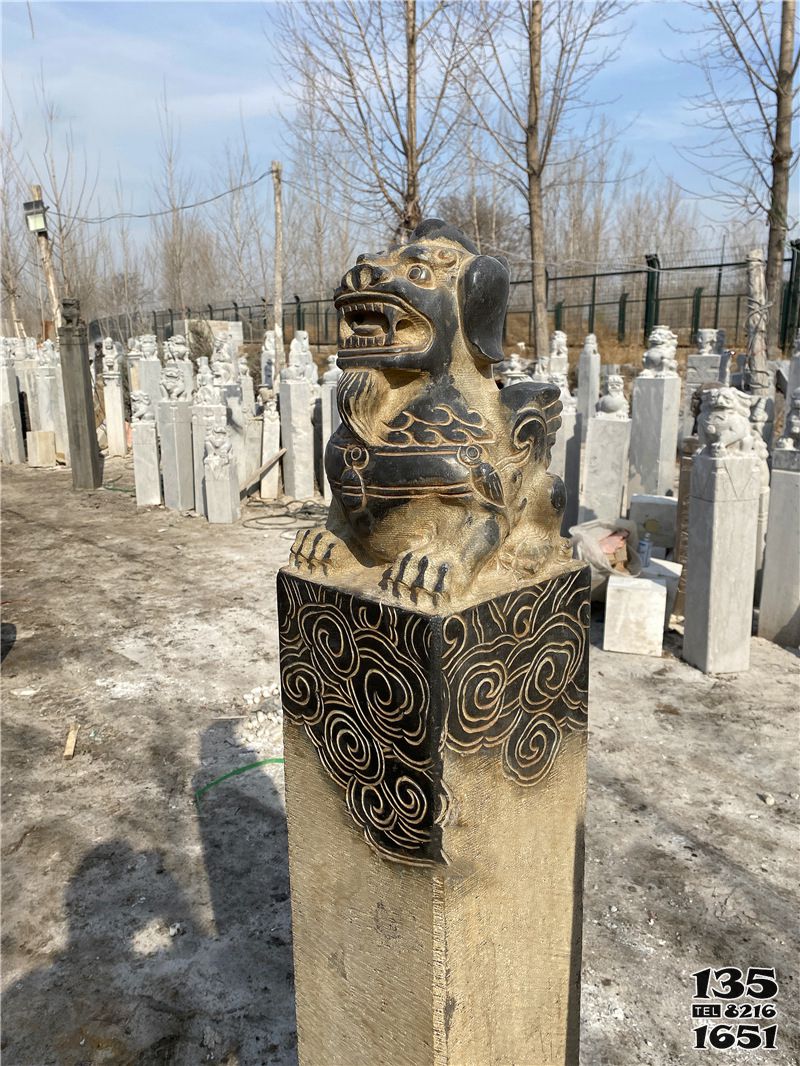拴馬柱雕塑-青石仿古獅子寺院建筑門前擺放拴馬柱 拴馬柱雕塑-青石仿古獅子寺院建筑門前擺放拴馬柱高清圖片