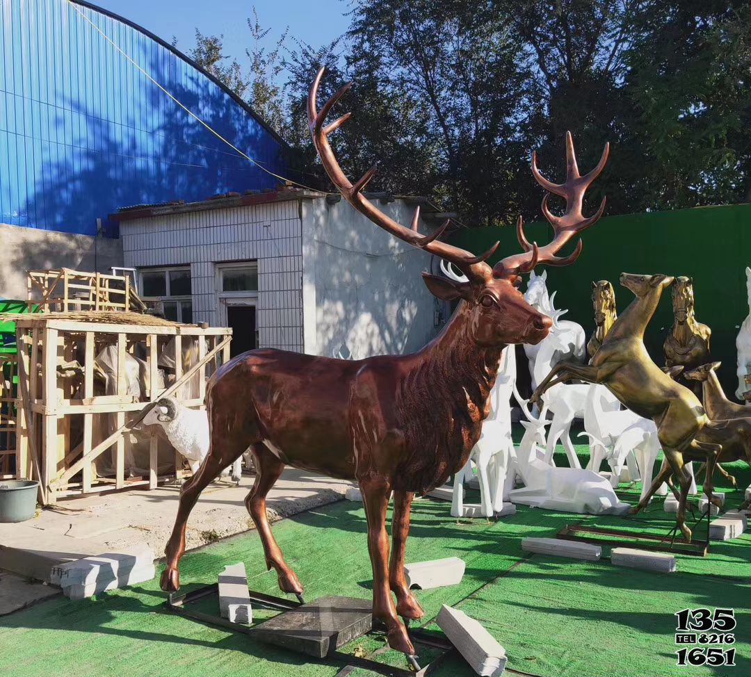 鹿雕塑-公園大型玻璃鋼仿銅鹿雕塑 鹿雕塑-公園大型玻璃鋼仿銅鹿雕塑高清圖片