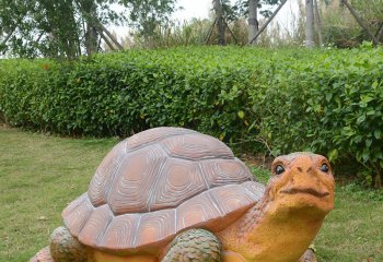 烏龜雕塑-景區草坪玻璃鋼仿真動物爬行的烏龜雕塑