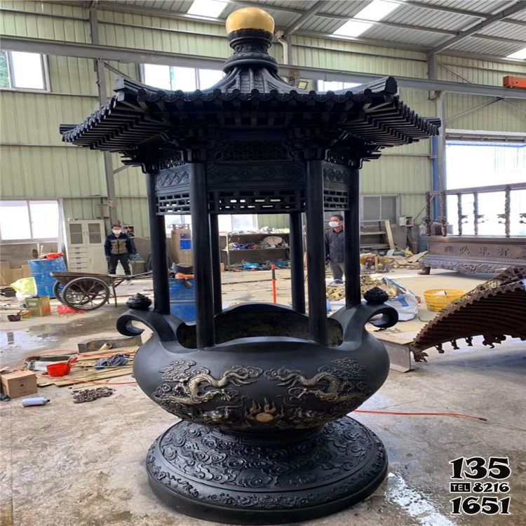 香爐雕塑-道教佛堂寶蓋鑄鐵龍浮雕化金銀紙香爐 香爐雕塑-道教佛堂寶蓋鑄鐵龍浮雕化金銀紙香爐高清圖片