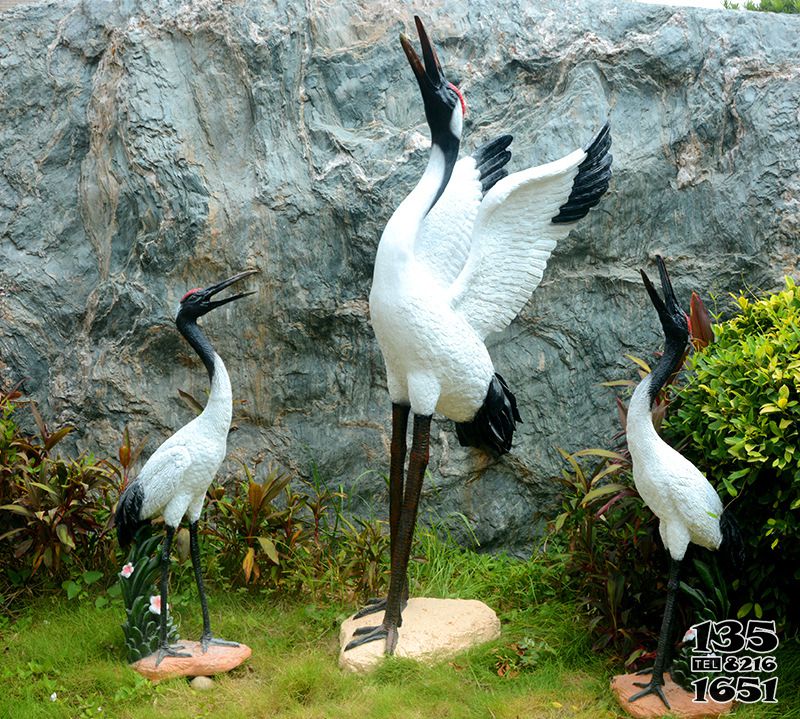 丹頂鶴雕塑-公園景區玻璃彩繪丹頂鶴雕塑 丹頂鶴雕塑-公園景區玻璃彩繪丹頂鶴雕塑高清圖片