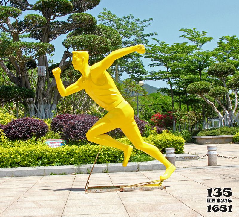 籃球雕塑-公園體育廣場跑步打籃球運動景觀擺件玻璃鋼雕塑 籃球雕塑-公園體育廣場跑步打籃球運動景觀擺件玻璃鋼雕塑高清圖片