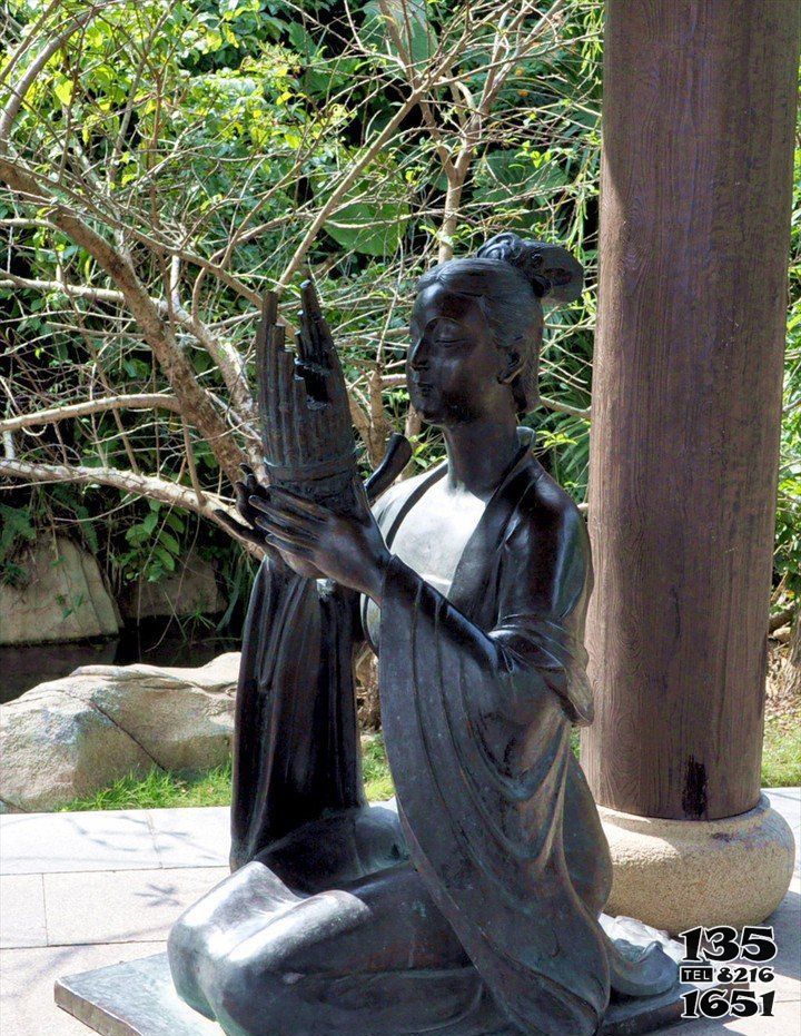 葫蘆雕塑-廣場鑄銅吹葫蘆絲人物雕塑 葫蘆雕塑-廣場鑄銅吹葫蘆絲人物雕塑高清圖片