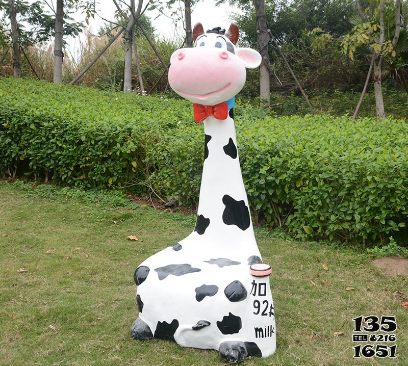 牛雕塑-公園一頭長脖子奶牛座椅玻璃鋼牛雕塑 牛雕塑-公園一頭長脖子奶牛座椅玻璃鋼牛雕塑高清圖片