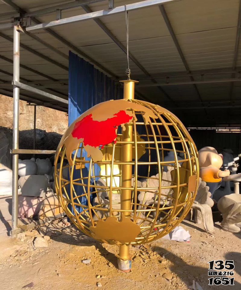 地球儀雕塑-創(chuàng)意抽象鏤空噴金地圖戶外地球儀雕塑 地球儀雕塑-創(chuàng)意抽象鏤空噴金地圖戶外地球儀雕塑高清圖片