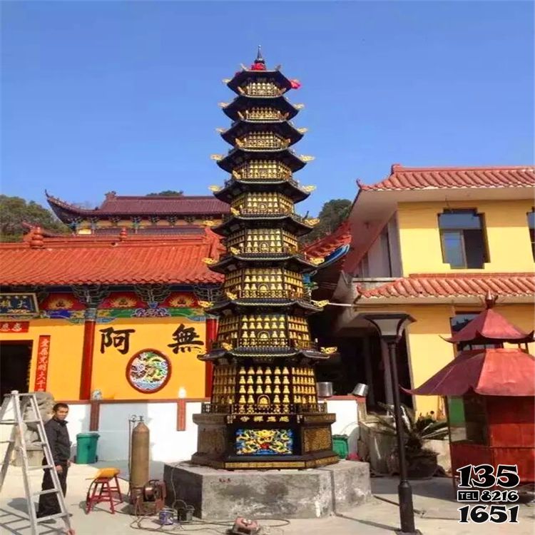 佛塔雕塑-寺廟擺放鑄鐵漆金千佛塔 佛塔雕塑-寺廟擺放鑄鐵漆金千佛塔高清圖片