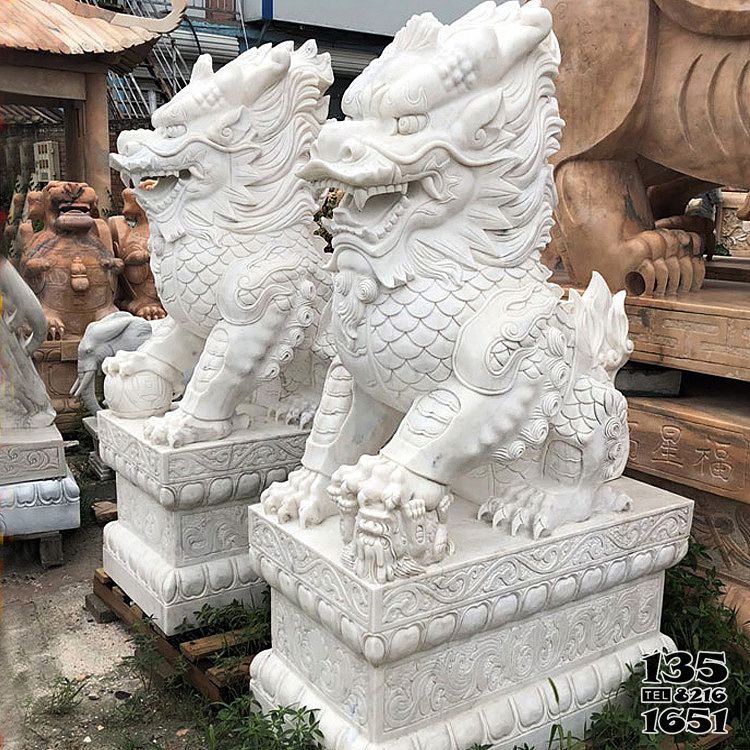 麒麟雕塑-庭院門口漢白玉石雕大型景觀麒麟雕塑 麒麟雕塑-庭院門口漢白玉石雕大型景觀麒麟雕塑高清圖片