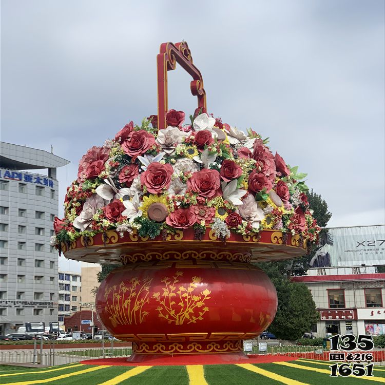 花籃雕塑-玻璃鋼彩繪國慶花卉戶外廣場大型花籃雕塑 花籃雕塑-玻璃鋼彩繪國慶花卉戶外廣場大型花籃雕塑高清圖片