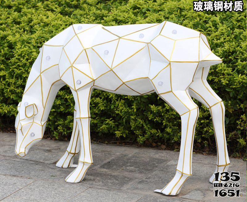 鹿雕塑-戶外幾何玻璃鋼太陽能發(fā)電鹿雕塑 鹿雕塑-戶外幾何玻璃鋼太陽能發(fā)電鹿雕塑高清圖片