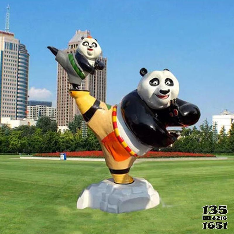 熊貓雕塑-游樂園擺放阿寶熊貓玻璃鋼雕塑 熊貓雕塑-游樂園擺放阿寶熊貓玻璃鋼雕塑高清圖片