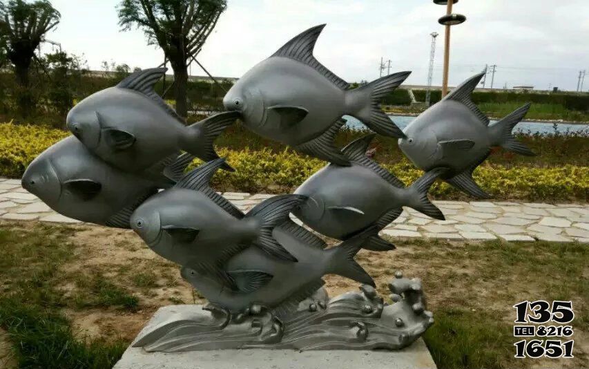 魚雕塑-公園一群游玩的不銹鋼魚雕塑 魚雕塑-公園一群游玩的不銹鋼魚雕塑高清圖片