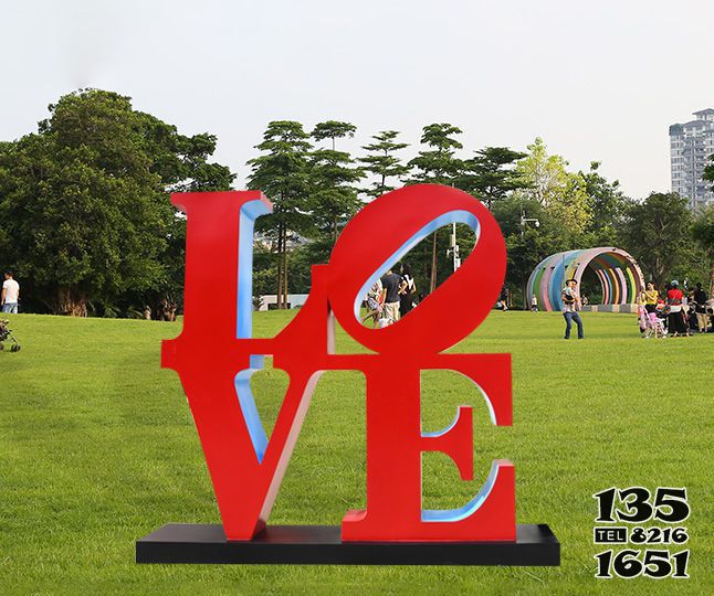 LOVE雕塑-公園里擺放的不銹鋼創(chuàng)意LOVE雕塑 LOVE雕塑-公園里擺放的不銹鋼創(chuàng)意LOVE雕塑