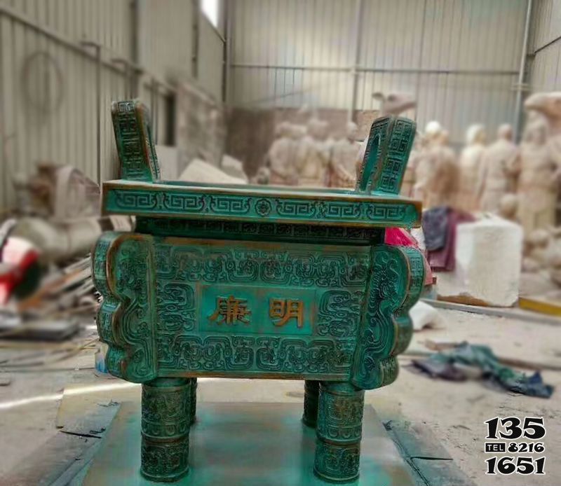 鼎雕塑-青銅仿古做舊寺廟祭祀鼎雕塑 鼎雕塑-青銅仿古做舊寺廟祭祀鼎雕塑高清圖片
