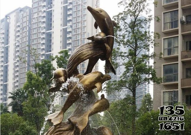 海豚雕塑-小區(qū)門口飛躍多只黃銅海豚雕塑 海豚雕塑-小區(qū)門口飛躍多只黃銅海豚雕塑高清圖片