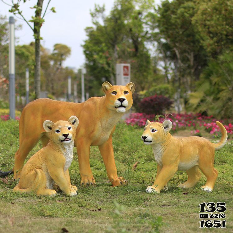 獅子雕塑-公園創意玻璃鋼彩繪獅子雕塑 獅子雕塑-公園創意玻璃鋼彩繪獅子雕塑高清圖片