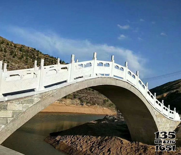 石橋雕塑-景區(qū)湖邊裝飾擺放漢白玉石拱橋雕塑 石橋雕塑-景區(qū)湖邊裝飾擺放漢白玉石拱橋雕塑高清圖片