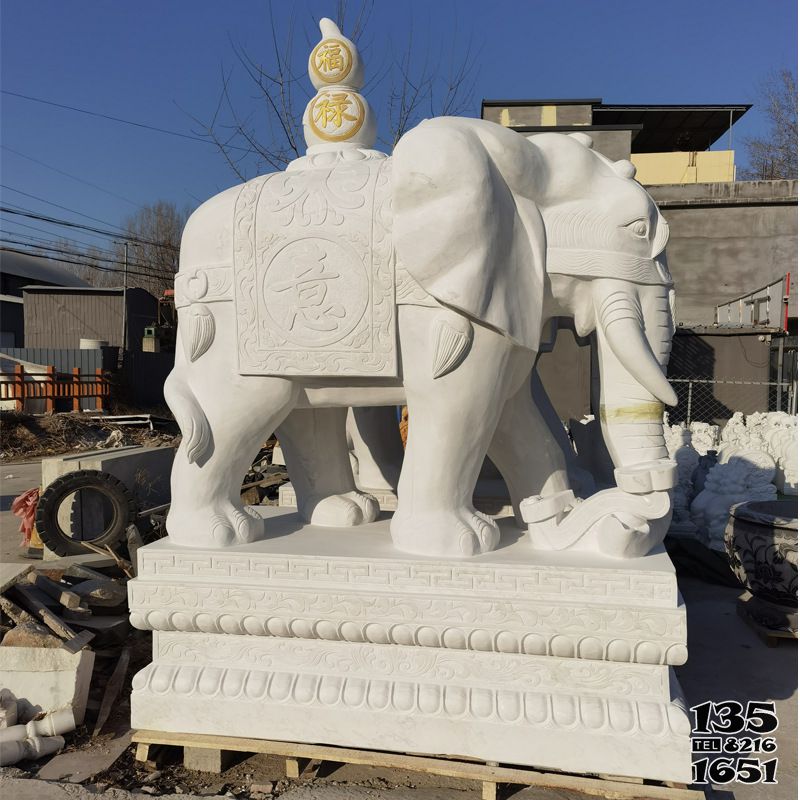 大象雕塑-戶外景區石雕漢白玉背著葫蘆的大象雕塑 大象雕塑-戶外景區石雕漢白玉背著葫蘆的大象雕塑高清圖片