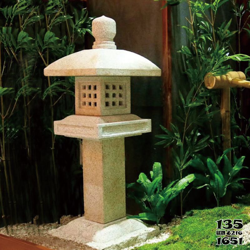 燈籠雕塑-石青石日式庭院園林戶外太陽能石頭燈 燈籠雕塑-石青石日式庭院園林戶外太陽能石頭燈高清圖片