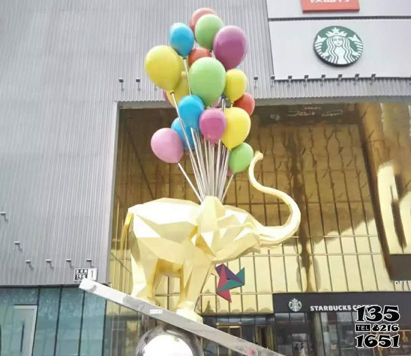 大象雕塑-戶外街道創(chuàng)意景觀氣球吊著的大象雕塑 大象雕塑-戶外街道創(chuàng)意景觀氣球吊著的大象雕塑高清圖片