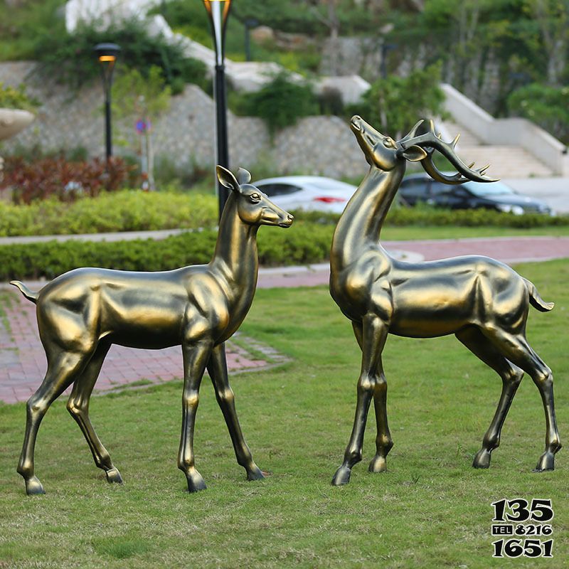 鹿雕塑-公園景區不銹鋼仿銅鏡面鹿雕塑 鹿雕塑-公園景區不銹鋼仿銅鏡面鹿雕塑高清圖片