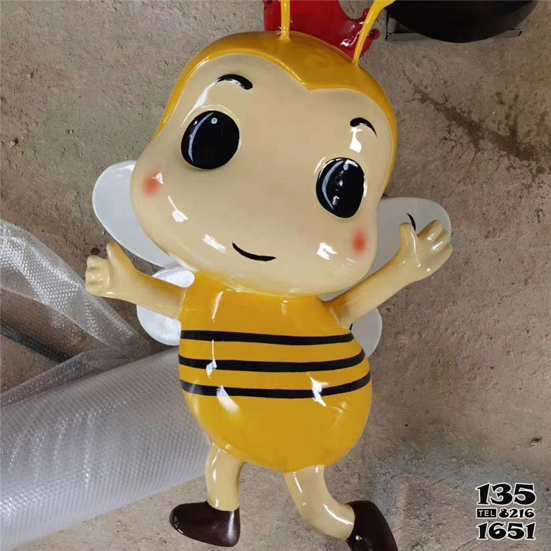 蜜蜂雕塑-商場步行街擺放仿真可愛玻璃鋼蜜蜂雕塑 蜜蜂雕塑-商場步行街擺放仿真可愛玻璃鋼蜜蜂雕塑高清圖片
