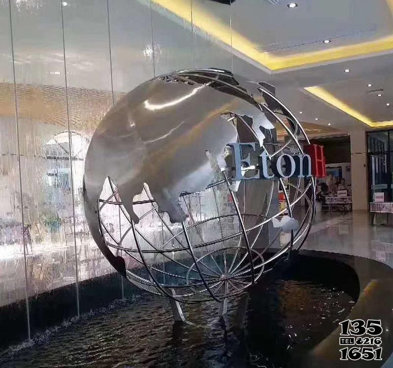 噴泉雕塑-商場室內不銹鋼鏤空流水球噴泉雕塑 噴泉雕塑-商場室內不銹鋼鏤空流水球噴泉雕塑高清圖片