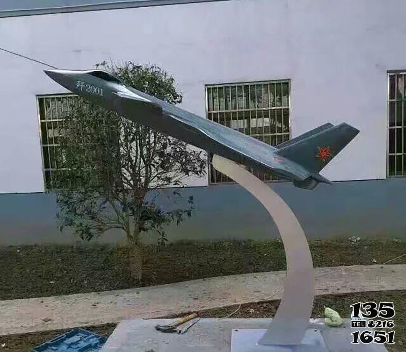 飛機雕塑-別墅街邊創意不銹鋼抽象飛機雕塑 飛機雕塑-別墅街邊創意不銹鋼抽象飛機雕塑