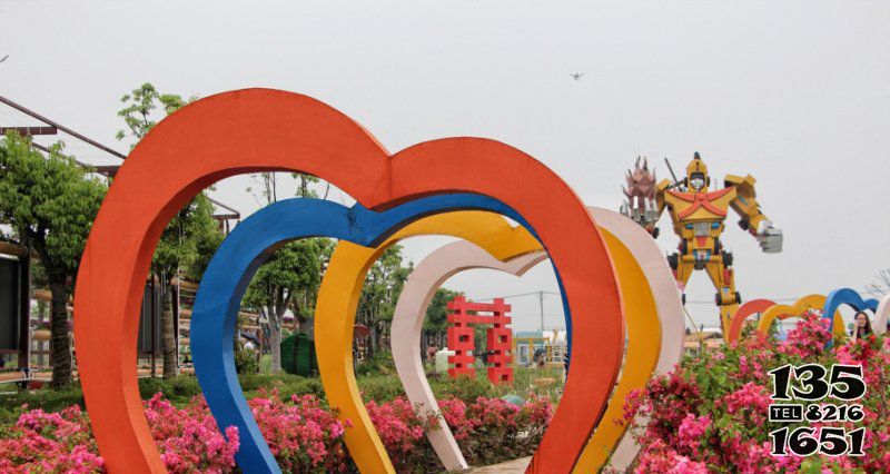 拱門雕塑-彩色不銹鋼心形拱門公園雕塑 拱門雕塑-彩色不銹鋼心形拱門公園雕塑高清圖片