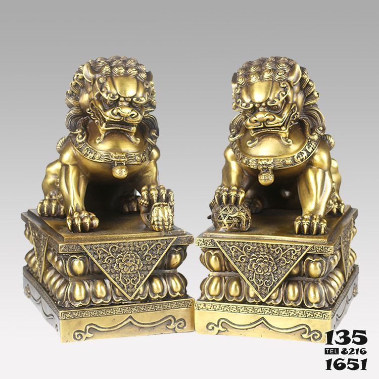 獅子雕塑-不銹鋼噴金烤漆浮雕室內創意裝飾品擺件獅子雕塑 獅子雕塑-不銹鋼噴金烤漆浮雕室內創意裝飾品擺件獅子雕塑高清圖片