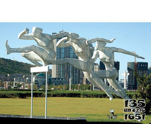 跨欄雕塑-大學(xué)操場不銹鋼抽象跨欄人物景觀雕塑 跨欄雕塑-大學(xué)操場不銹鋼抽象跨欄人物景觀雕塑