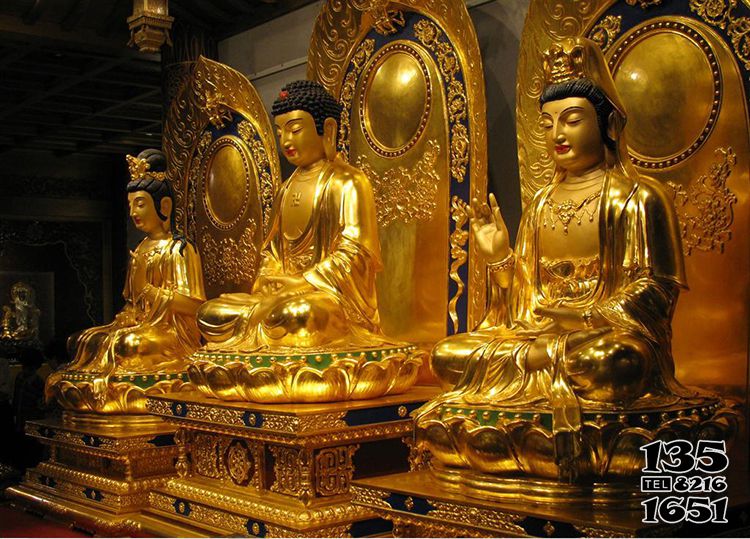 如來佛祖雕塑-寺廟不銹鋼泛著金光的如來佛祖雕塑 如來佛祖雕塑-寺廟不銹鋼泛著金光的如來佛祖雕塑高清圖片