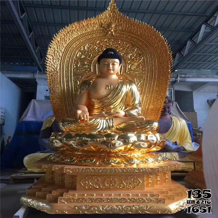 三寶佛雕塑-不銹鋼鎏金大型景觀三寶佛雕塑 三寶佛雕塑-不銹鋼鎏金大型景觀三寶佛雕塑高清圖片