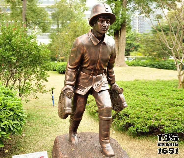 八路軍雕塑-景區(qū)玻璃鋼行走的八路軍雕塑 八路軍雕塑-景區(qū)玻璃鋼行走的八路軍雕塑高清圖片