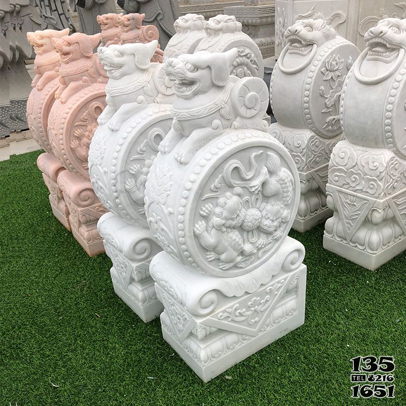 抱鼓石門墩雕塑-漢白玉石鼓門墩中式庭院四合院家居門口抱鼓石門擋裝飾 抱鼓石門墩雕塑-漢白玉石鼓門墩中式庭院四合院家居門口抱鼓石門擋裝飾高清圖片