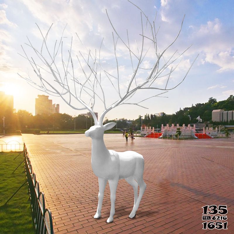 鹿雕塑-公園大型仿真動物玻璃鋼鹿雕塑 鹿雕塑-公園大型仿真動物玻璃鋼鹿雕塑高清圖片
