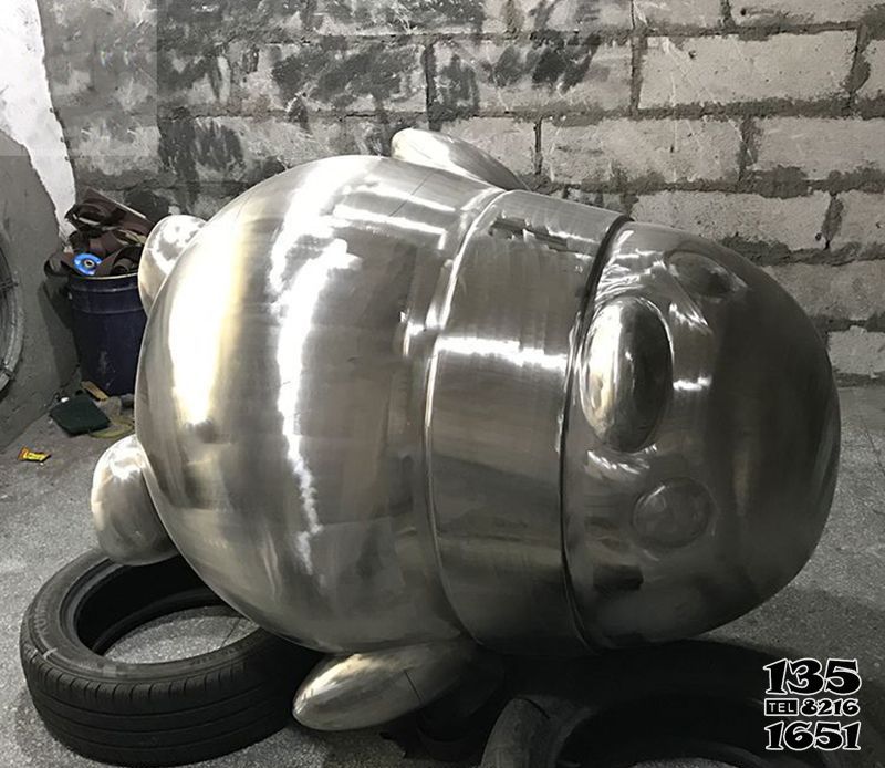 企鵝雕塑-不銹鋼白鋼鏡面躺倒的企鵝雕塑 企鵝雕塑-不銹鋼白鋼鏡面躺倒的企鵝雕塑高清圖片