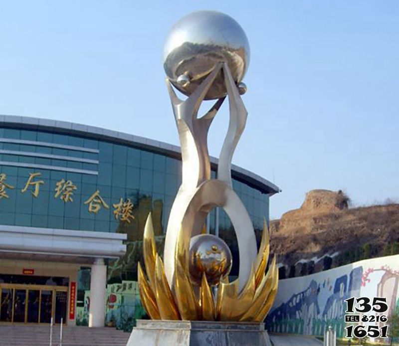 荷花雕塑-企業不銹鋼荷葉托球荷花雕塑 荷花雕塑-企業不銹鋼荷葉托球荷花雕塑高清圖片