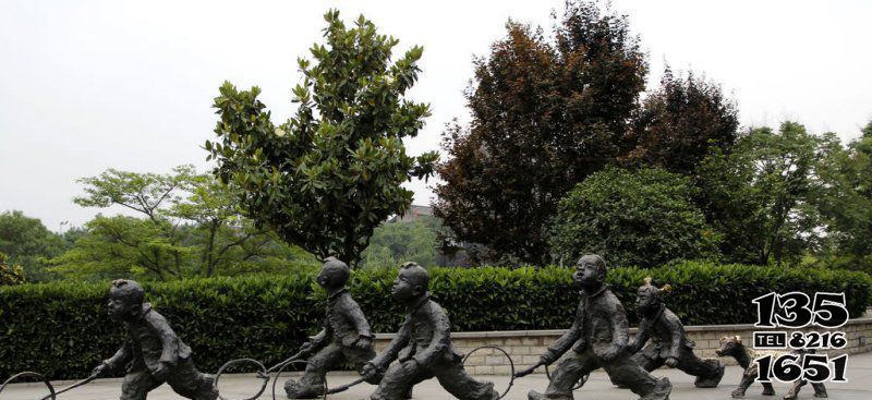 兒童雕塑-公園戶外銅雕推鐵環的奔跑的兒童雕塑 兒童雕塑-公園戶外銅雕推鐵環的奔跑的兒童雕塑
