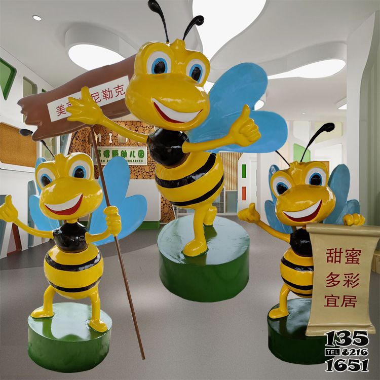 蜜蜂雕塑-游樂場商場街邊擺放仿真卡通那標識牌玻璃鋼蜜蜂雕塑 蜜蜂雕塑-游樂場商場街邊擺放仿真卡通那標識牌玻璃鋼蜜蜂雕塑高清圖片